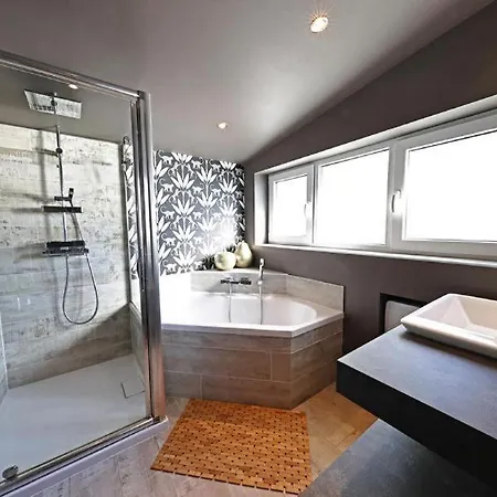 Du Parc Des 4 * Spa